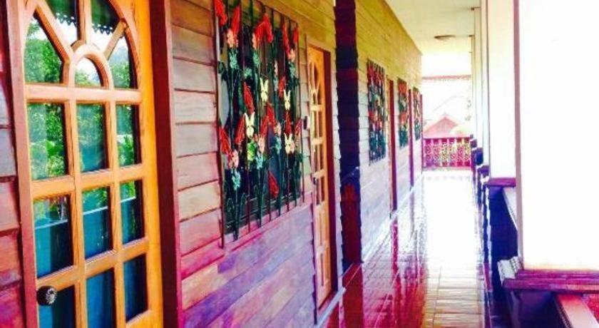 Chiangsan Goldenland Resort Чианг Сеeн Екстериор снимка
